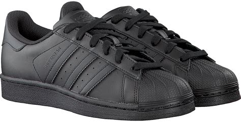 adidas superstar schoenen zwart|Adidas Superstar sneakers.